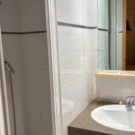 Apartment A Notre-dame-de-bellecombe, 2 Chambres, 6 Pers, Cuisine Equipee - Fr-1-807-59
